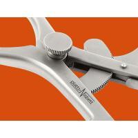 Retractors, Self-Retaining