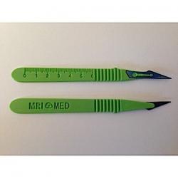 MR Disposable Scalpels, #15 Blade (pack of 4)